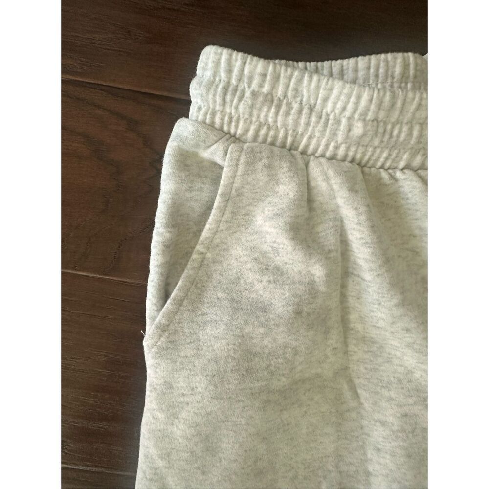 Fabletics Drawstring Elastic Ankle Sweatpants Wit… - image 3